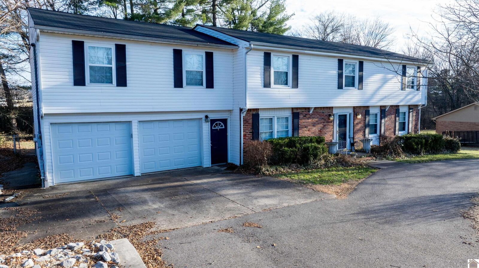 Property Photo: 4340 Meadow Ln KY 42001