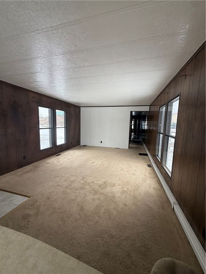 Property Photo:  1631 Hyndman St  PA 15425 