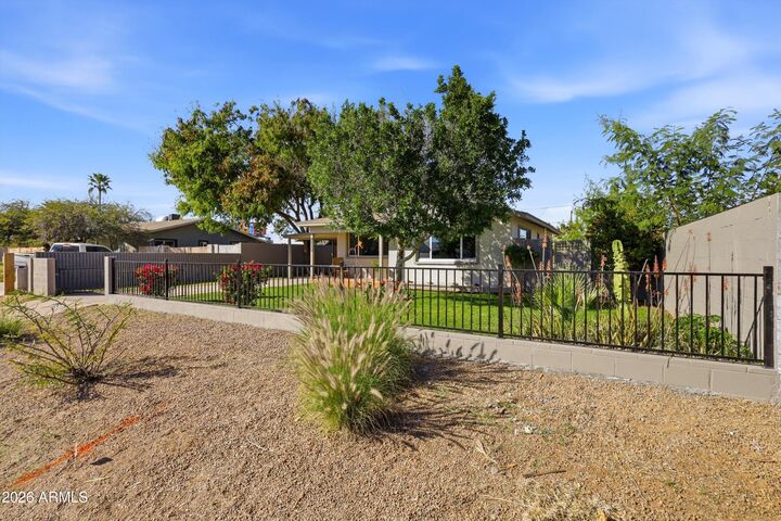 Property Photo:  8112 E 1st Avenue  AZ 85208 