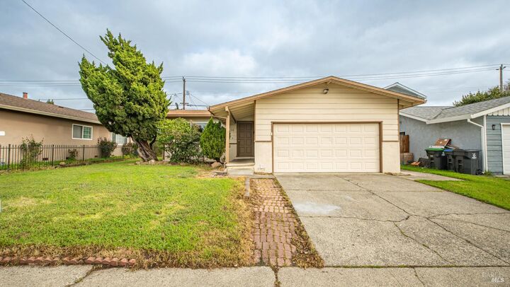 Property Photo: 1318 Taft Street CA 94533