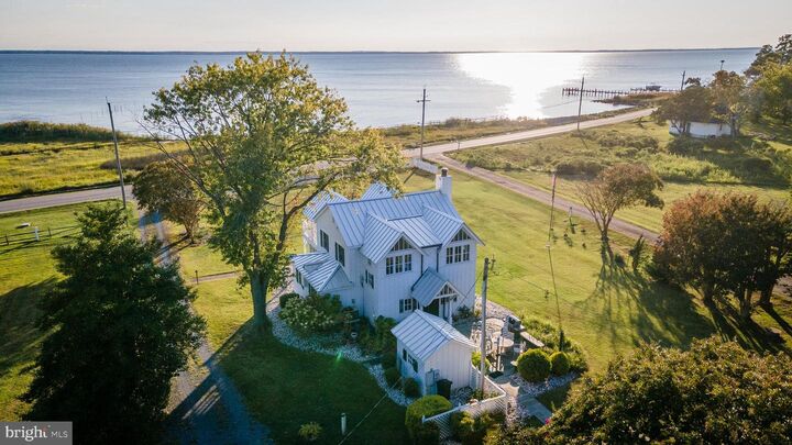 Property Photo:  16530 Piney Point Road  MD 20674 