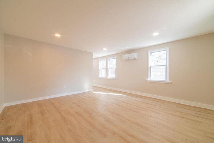 Property Photo:  115 N Delancy Place 1st Floor  NJ 08401 
