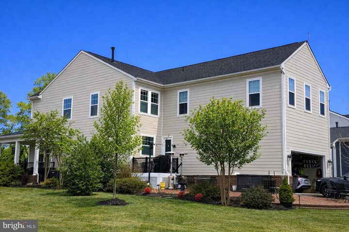 Property Photo:  1100 Justinian Street SE  VA 20175 