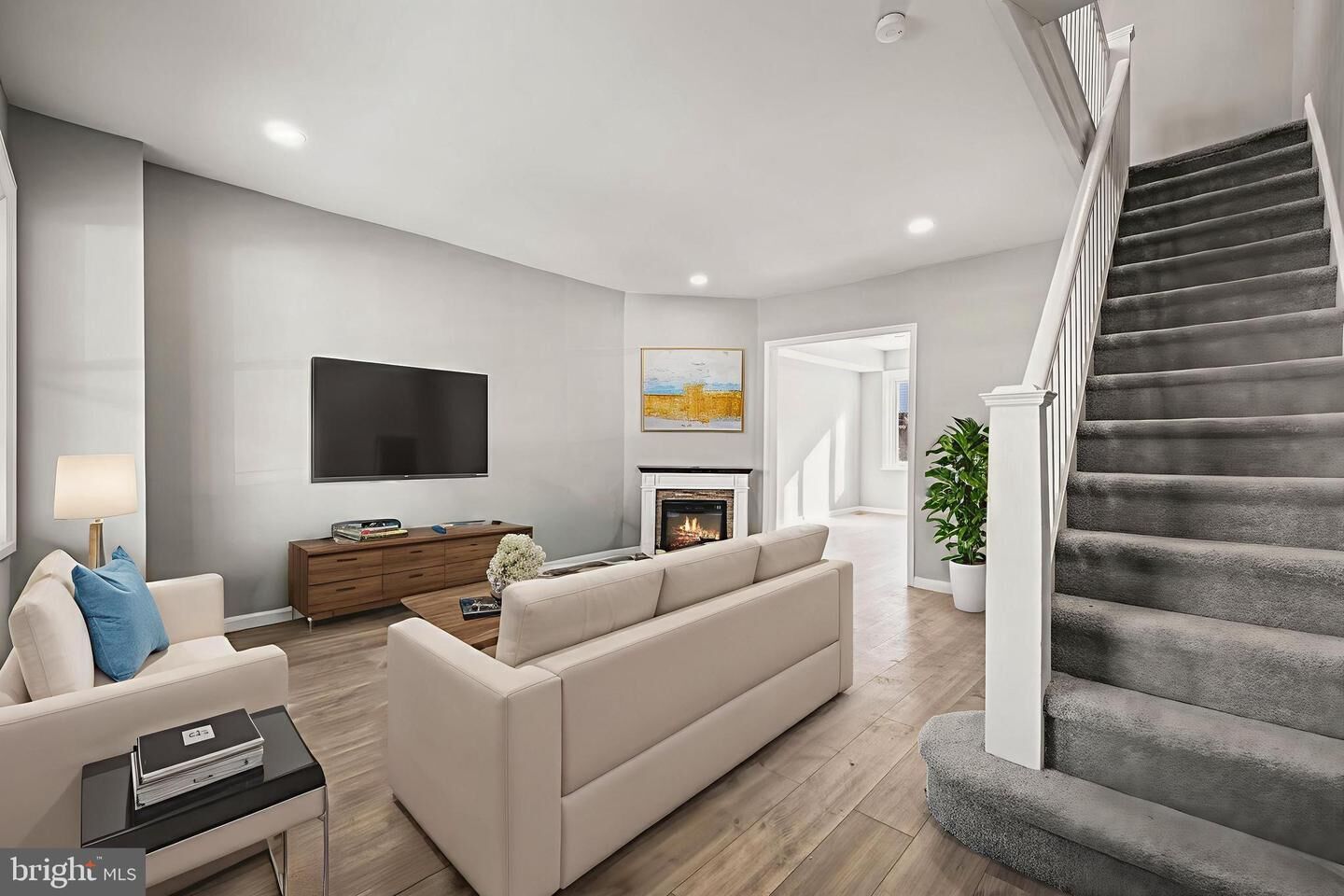 Property Photo:  1652 W Mentor Street  PA 19141 