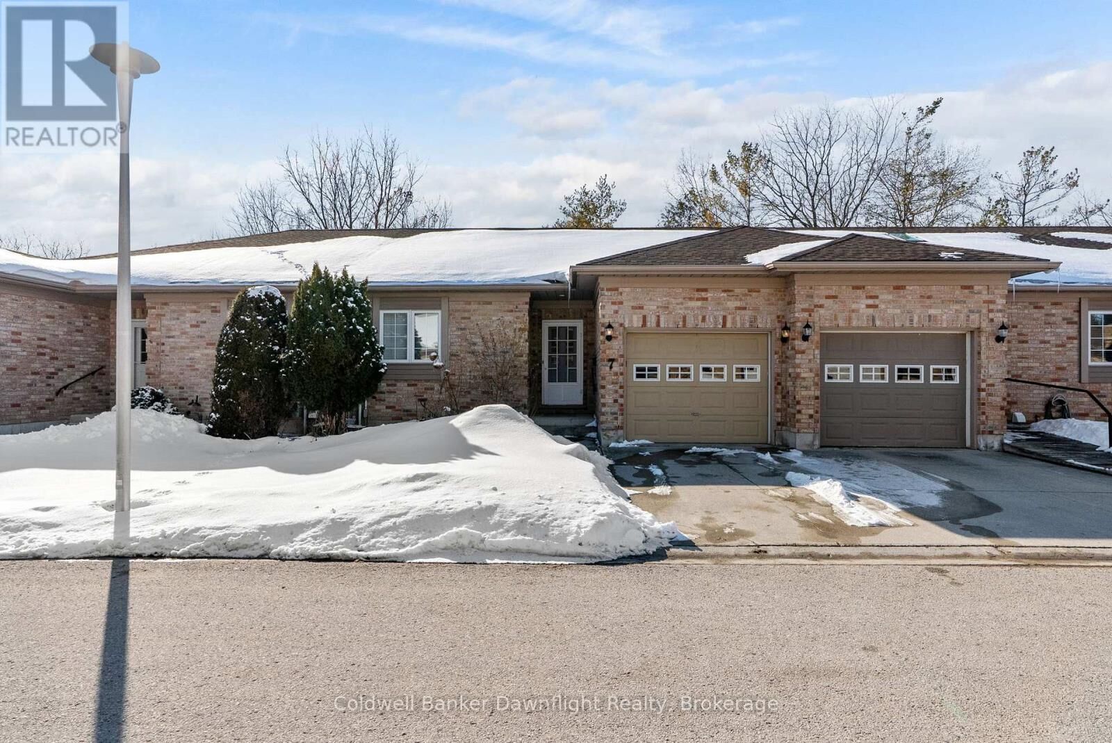 Property Photo:  7 Brookside Place  ON N0M 1S2 