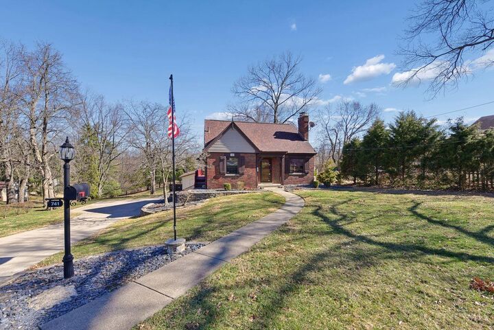 Property Photo:  741 W North Bend Road  OH 45224 