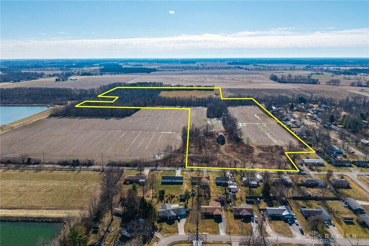 Property Photo: 7403 Fairground Road OH 45107