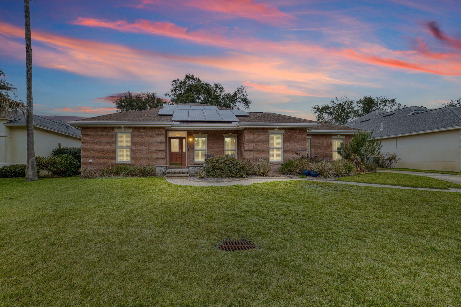 Property Photo: 2845 Jack Nicklaus Way FL 32579