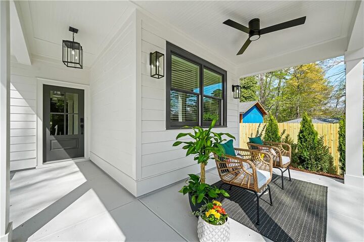 Property Photo:  1741 Thomas Street  GA 30032 