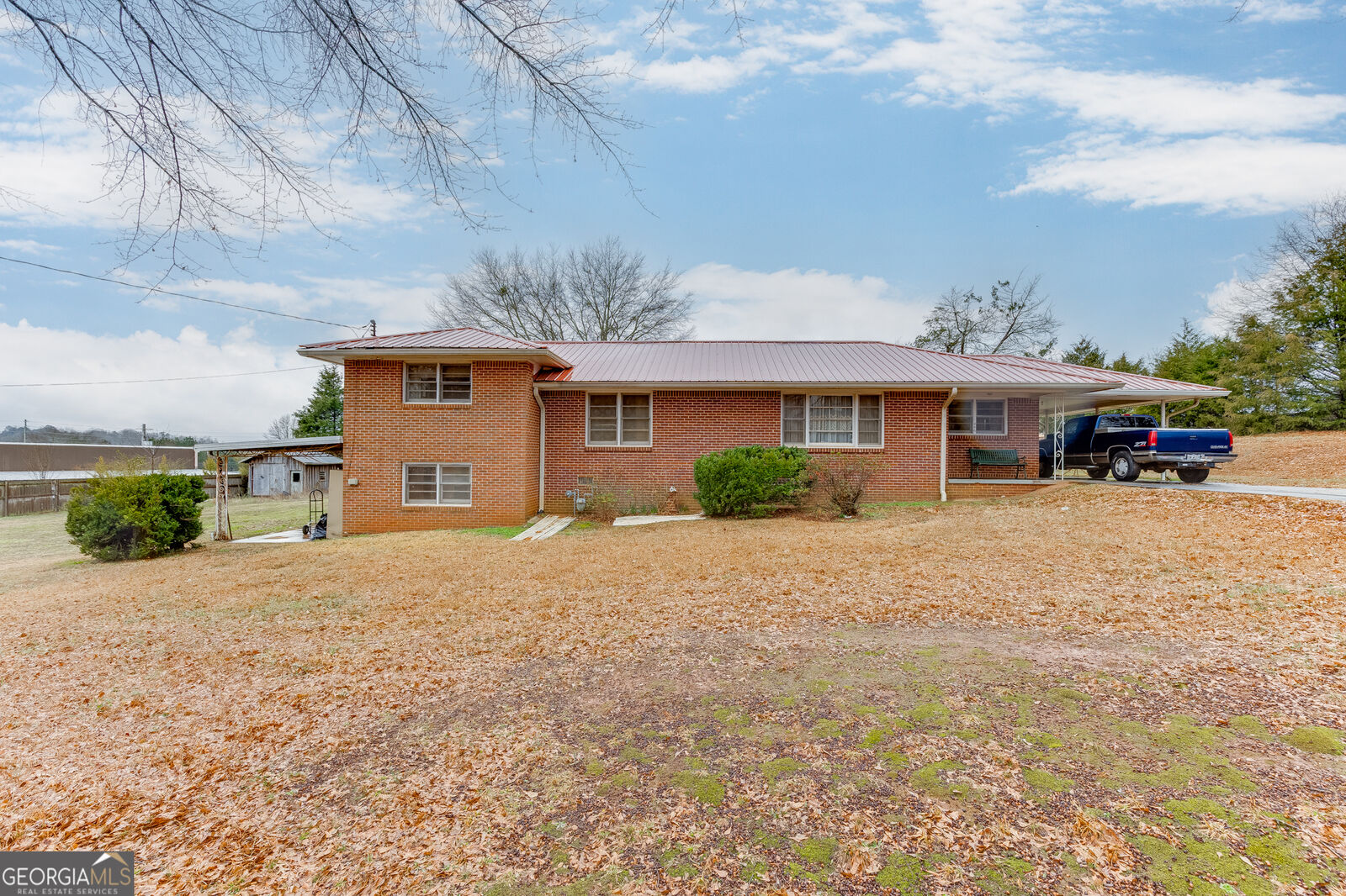 Property Photo:  406 Thunder Road  GA 30518 