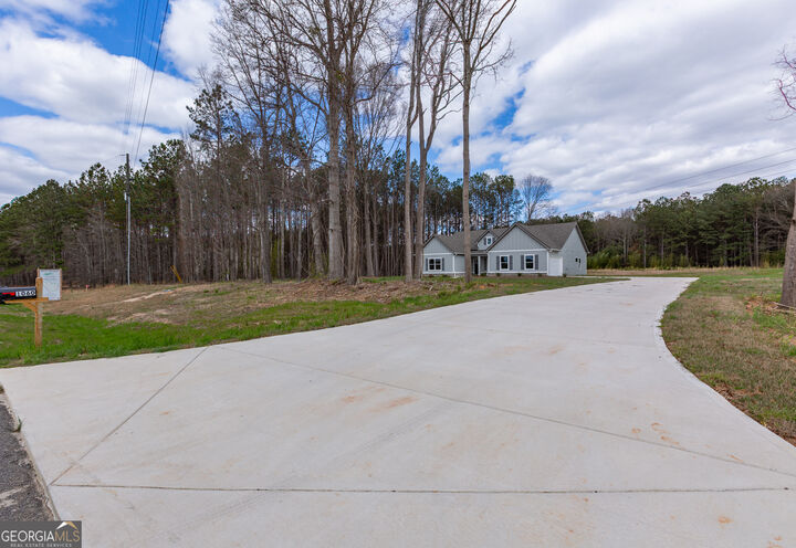 Property Photo:  1060 Patterson Road  GA 30223 