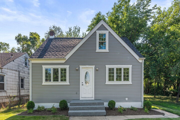 Property Photo: 864 Ohio Street IN 46402