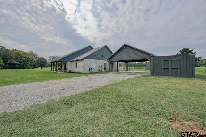 Property Photo:  13109 W Fm 16  TX 75771 
