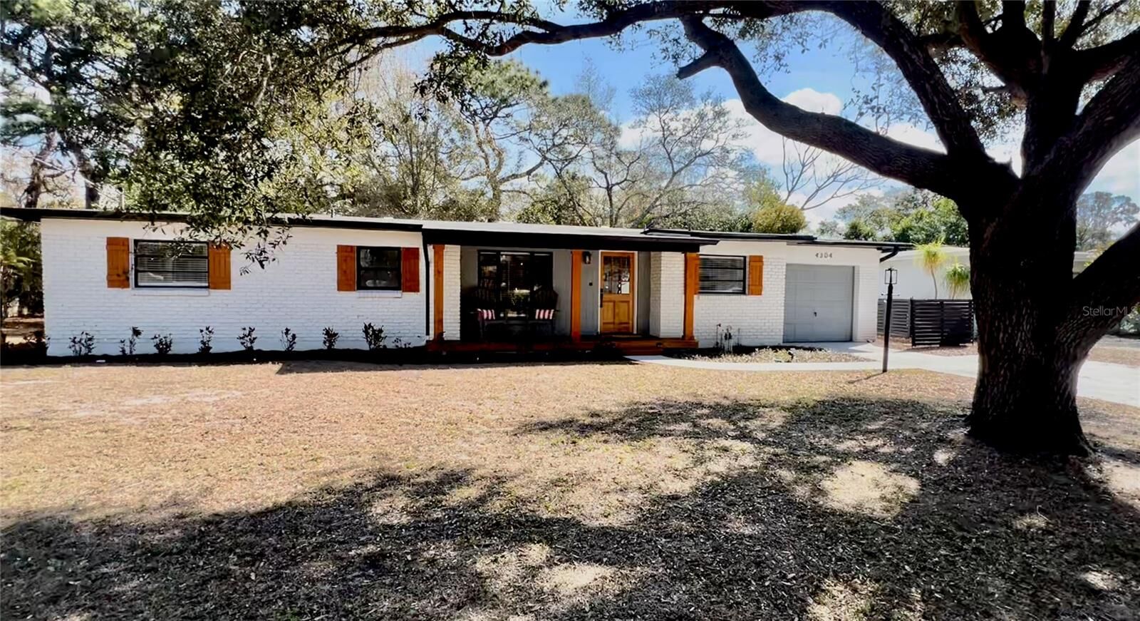 Property Photo:  4304 S Thatcher Avenue  FL 33611 