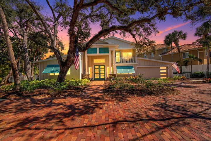 Property Photo:  5045 Oxford Drive  FL 34242 