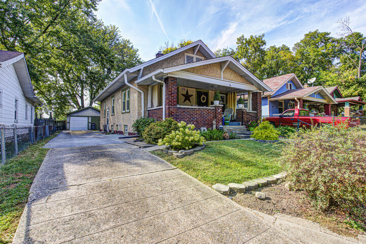 Property Photo:  30 S Gladstone Avenue  IN 46201 