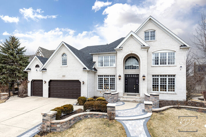 Property Photo:  3307 Danlaur Court  IL 60564 