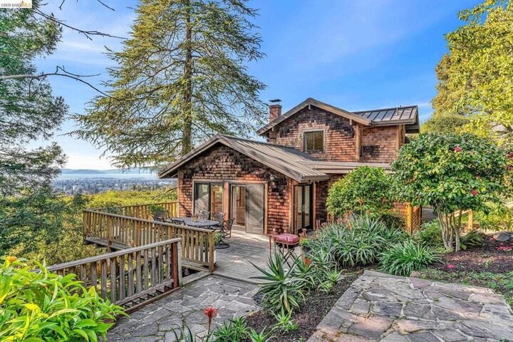 Property Photo:  641 Alvarado Rd  CA 94705 