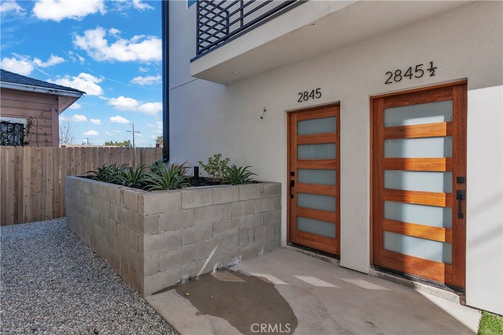 Property Photo:  2843 Folsom  CA 90033 