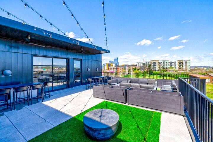 Property Photo:  65 Lindsley Ave 515  TN 37210 