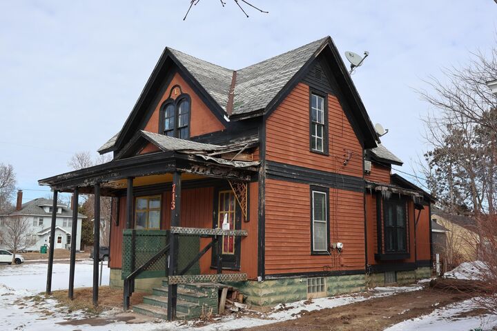 Property Photo:  713 5th Avenue  WI 54703 