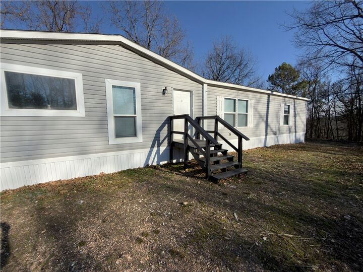 Property Photo:  600 County Road 2200  AR 72631 