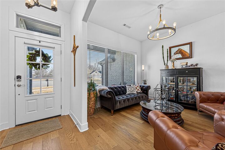 Property Photo:  1669 N Pershing Street  AR 72704 