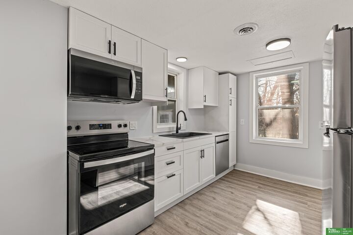 Property Photo: 1305 Campanile Road NE 68069