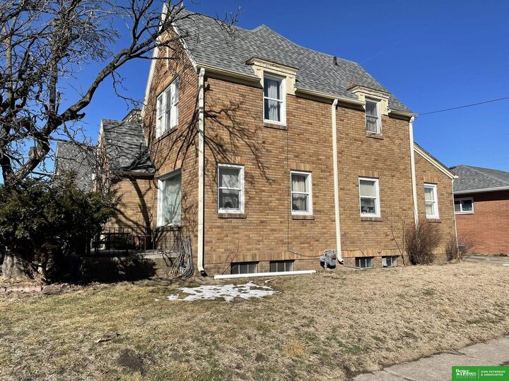 Property Photo: 350 E. 4th &Amp 421-425 N. C Street NE 68025