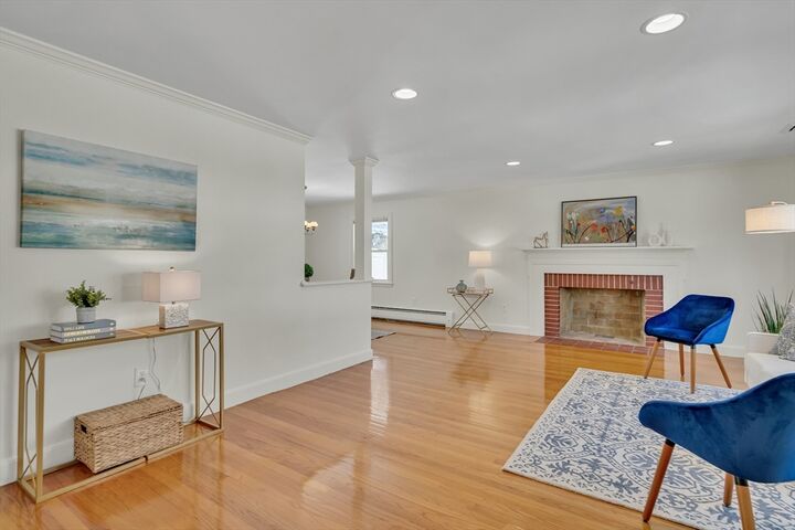 Property Photo:  72 Crosby St  MA 02474 