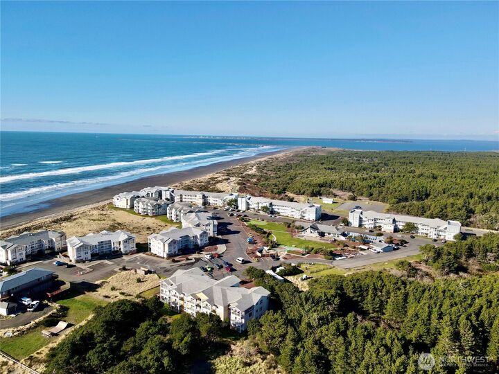 Property Photo:  1600 W Ocean Avenue 1311  WA 98595 