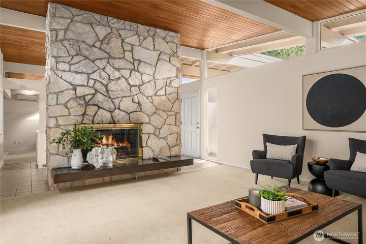 Property Photo: 8416 SE 36th Street WA 98040