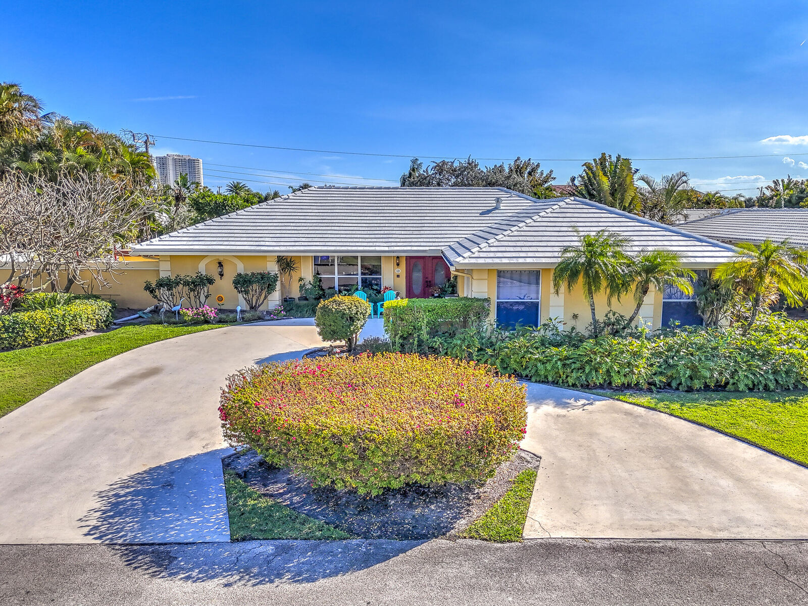 Property Photo: 1191 Emerald Lane FL 33404