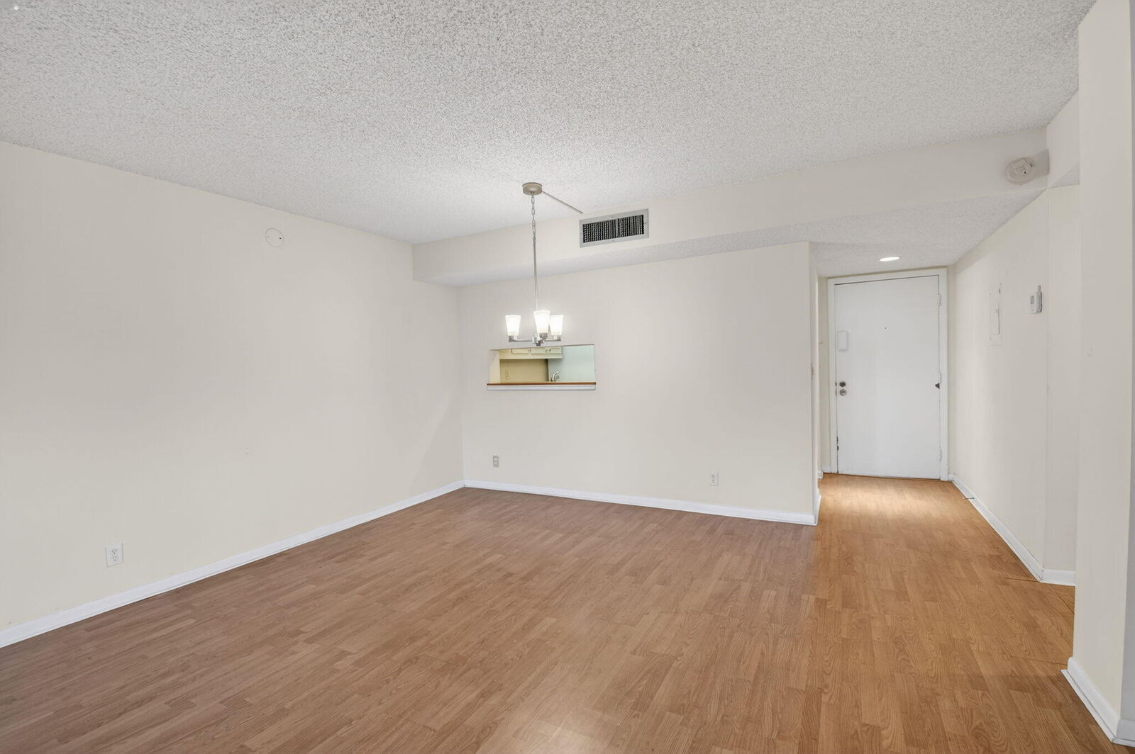 Property Photo: 5190 Las Verdes Circle 120 FL 33484