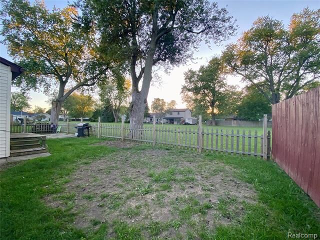 Property Photo:  4537 Dewey Road  MI 48166 