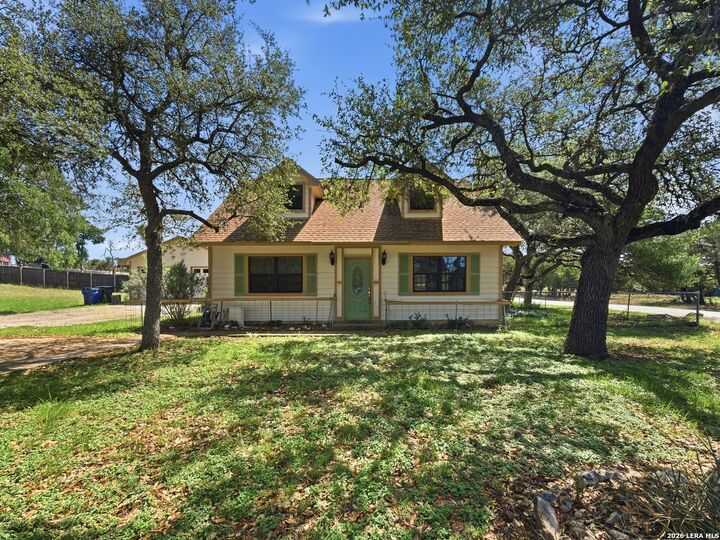 Property Photo:  1009 Tanglewood  TX 78070 