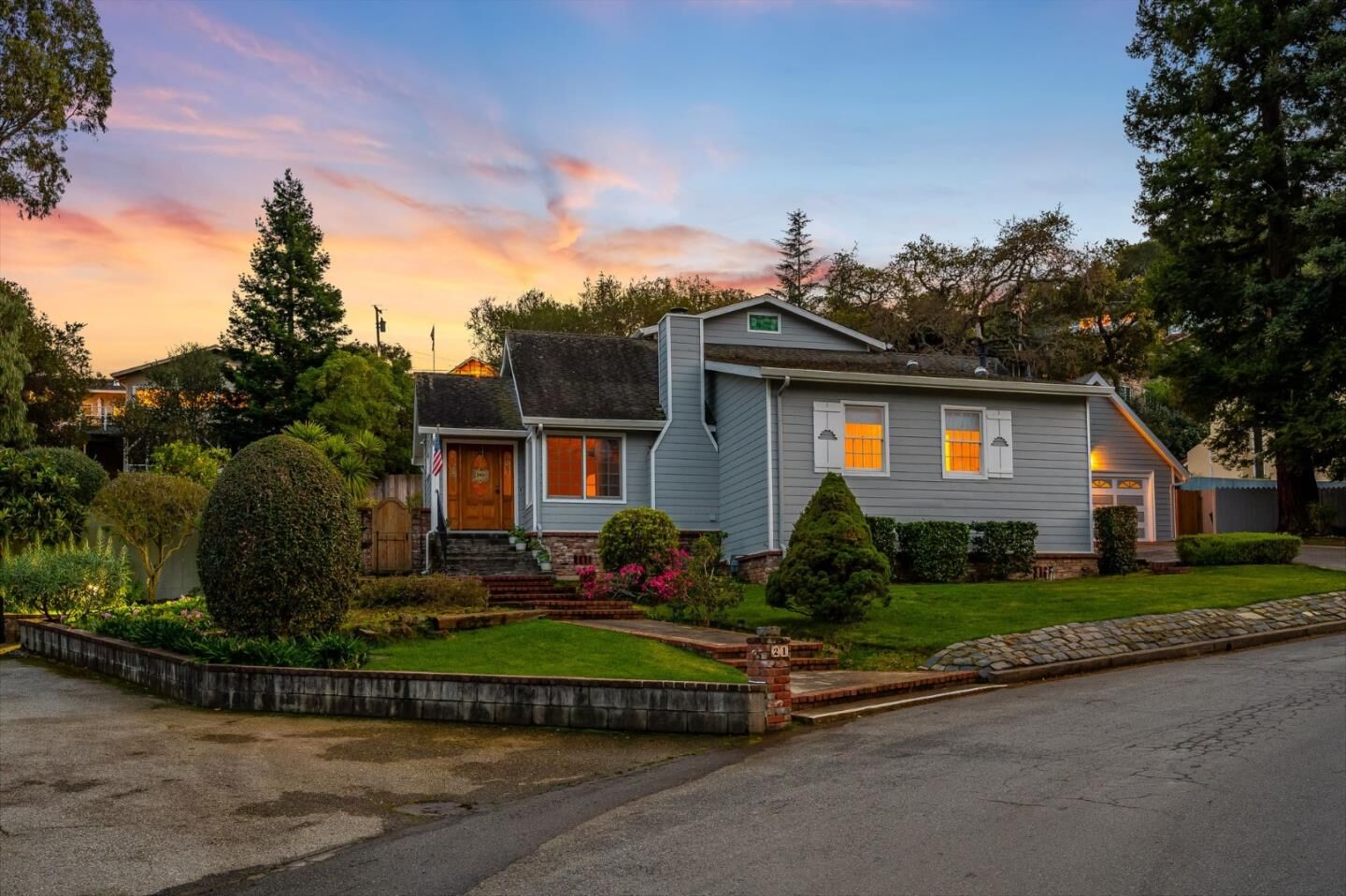 Property Photo: 21 Cobblestone Lane CA 94070