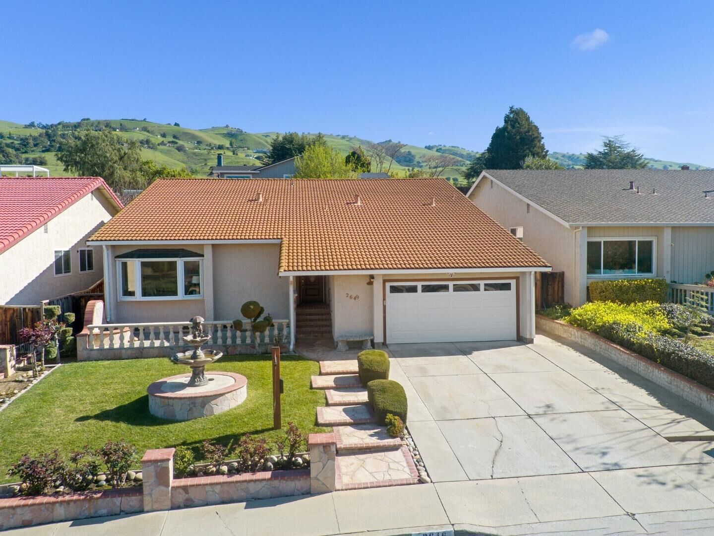 Property Photo: 2646 Norcross Drive CA 95148