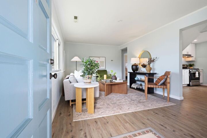 Property Photo:  467 Heathcliff Drive  CA 94044 