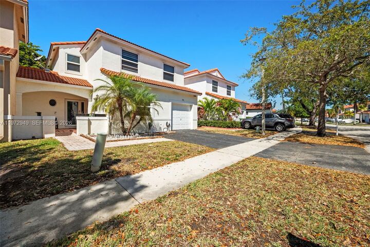 Property Photo:  1026 SW 180th Ter  FL 33029 