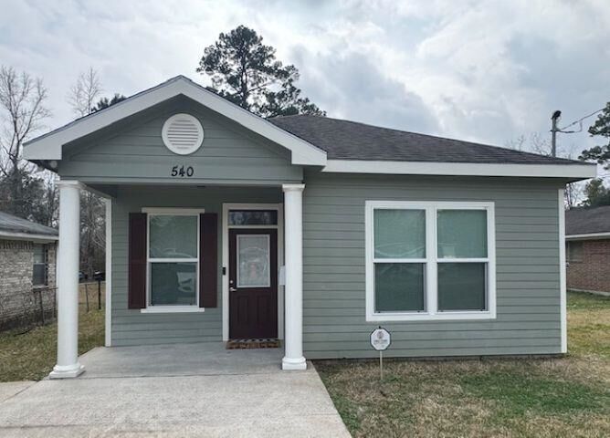 Property Photo:  540 E Gill  TX 77703 