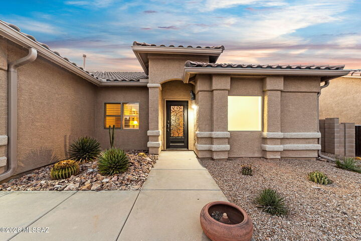 Property Photo: 7961 N Lime Star Drive AZ 85743