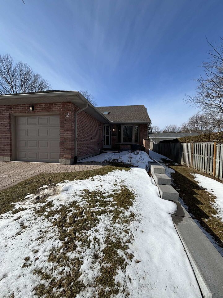 Property Photo:  90 Ontario Street S 12  ON N0M 1T0 