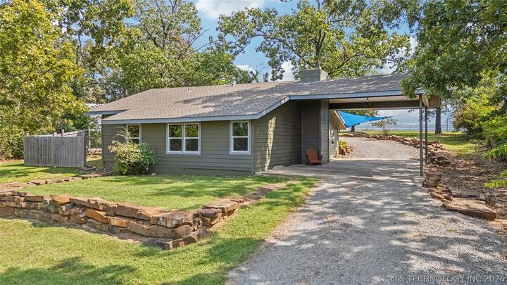 Property Photo:  28917 Ranch Lane  OK 74451 