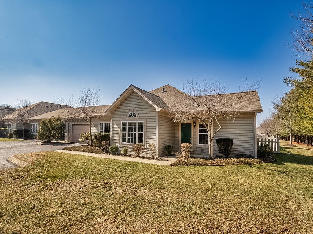 Property Photo:  502 Madison Blvd  PA 15042 
