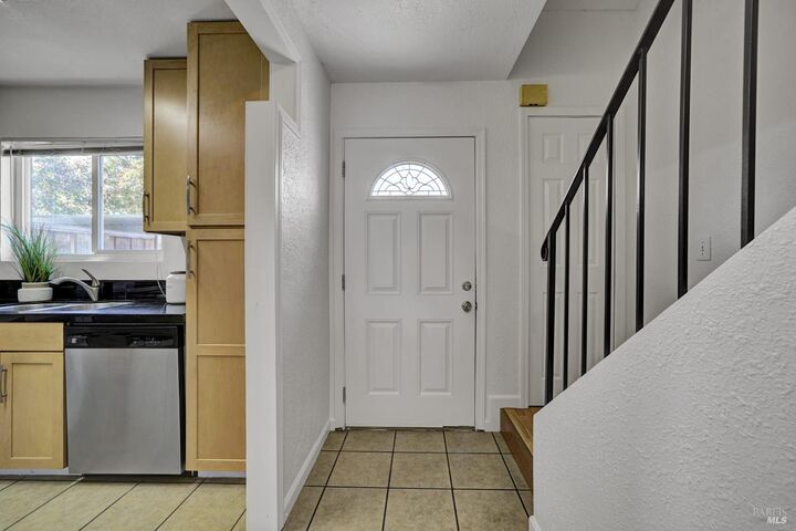 Property Photo:  735 Racquet Club Circle  CA 94928 