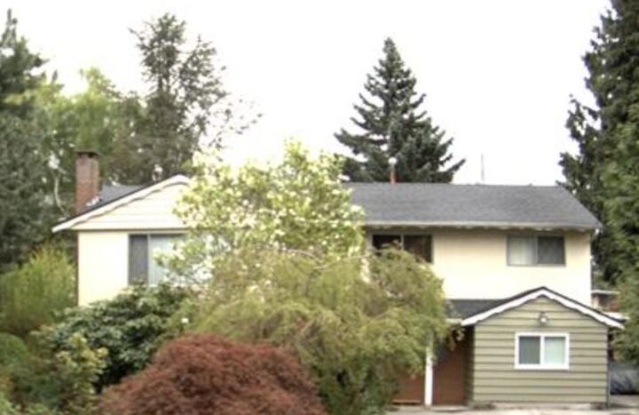 8915 Cook Crescent — photo 1