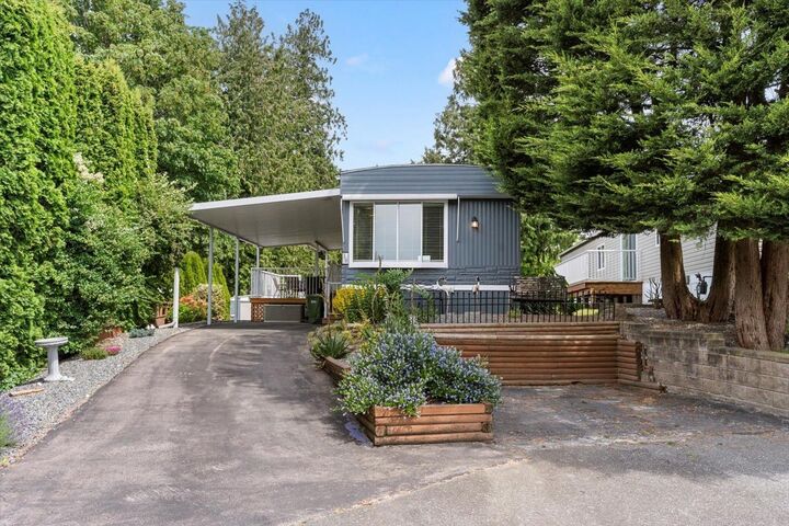 2035 Martens Street 30 — photo 1