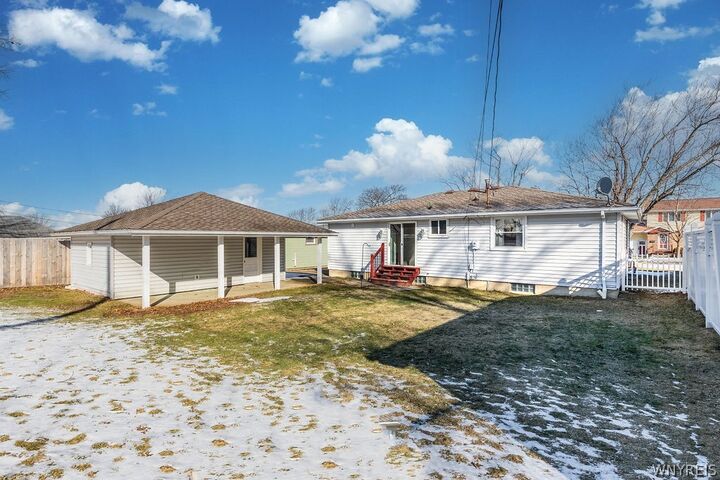 Property Photo: 99 Marilyn Drive NY 14224