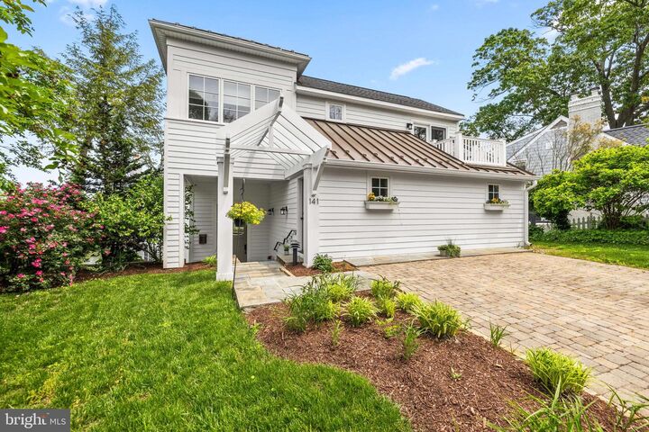 Property Photo:  141 Boone Trail  MD 21146 